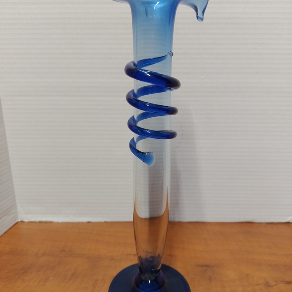 Jack In The Pulpit Artisan Gradient Glass Vase With  Spiral Applique Hand Blown - Picture 1 of 8